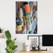 Maine, Bar Harbour. Kleurrijke kreeftenvangboeien Poster (Thuiskantoor)