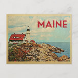 Maine Briefkaart Vintage Travel<br><div class="desc">Maine design in Vintage Travel-stijl met een vuurtoren op de kliefkust,  die de Atlantische oceaan overziet. Bedankt naar Loren Kerns's foto als basis: www.flickr.com/photos/lorenkerns/4822059747</div>