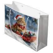 Maine Coon Kat in Sledge Laat het Sneeuw Kerstmis Groot Cadeauzakje (Voorkant Gekanteld)