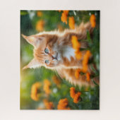 Maine Coon Kitten in een bloemenveld Legpuzzel (Verticaal)