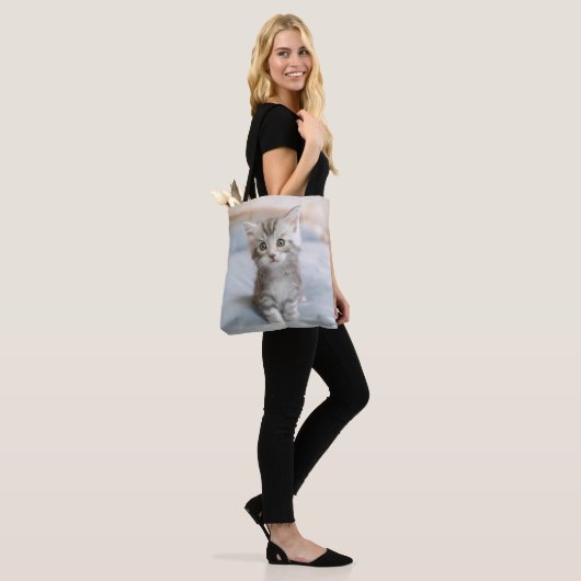 Maine Coon Kitten Tote Bag (Op model)