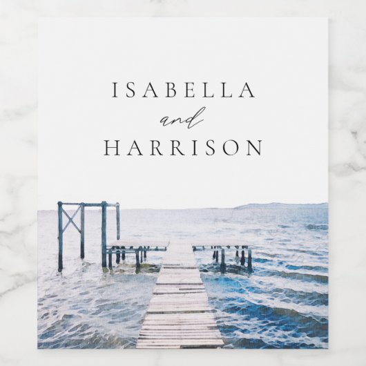 MAIRI Lake Pier Bestemming Waterverf Bruiloft Wijn Etiket (Enkel label)