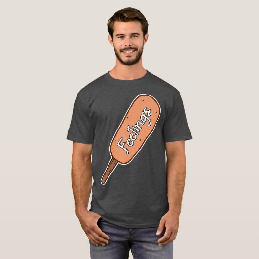 Maïshond Hot Deep Fried Sausage Corndog T-shirt (Voorkant volledig)