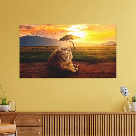 Maisleeuw in Afrika tijdens de zonsondergang Canvas Afdruk (Insitu (Woonkamer))