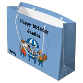 Maisy en Cyril Birthday Large Cadeautasje (Achterkant Gekanteld)