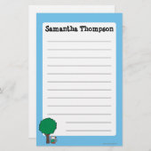 Maisy leest haar bibliotheekboek buiten briefpapier (Voorkant / Achterkant)