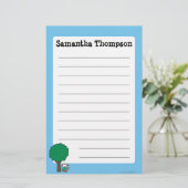 Maisy leest haar bibliotheekboek buiten briefpapier (Staand voorkant)