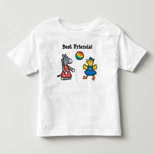 Maisy op Preschool met vrienden op de speelplaats Kinder Shirts