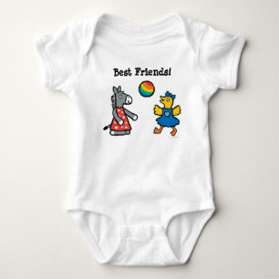 Maisy op Preschool met vrienden op de speelplaats Romper