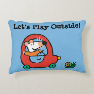 Maisy rijdt een rode auto decoratief kussen