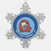 Maisy rijdt een rode auto tin sneeuwvlok ornament (Voorkant)