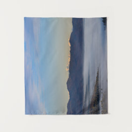 Majestic berg Triglav met mist in valley Wandkleed