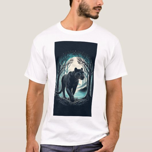 Majestic Black Panther – Misty Forest wandeling T-shirt (Voorkant)