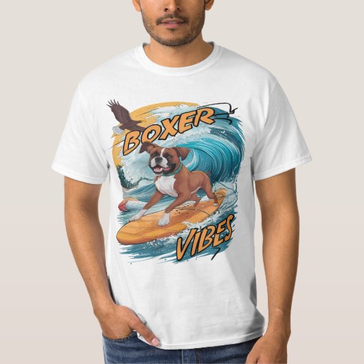 Majestic Boxer Surfer Verovering Waves T-shirt (Voorkant)
