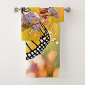 Majestic Butterfly Close Up Design Bad Handdoek (Insitu)