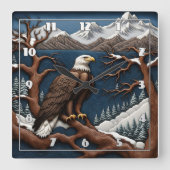Majestic Eagle met uitzicht op besneeuwde bergen Vierkante Klok (Voorkant)