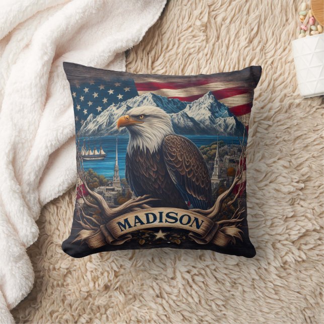 Majestic Eagle met uitzicht op Madison Landscape Kussen (Deken)