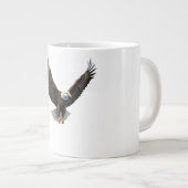 Majestic Eagle Soar T-shirt ontwerp Grote Koffiekop (Voorkant rechts)