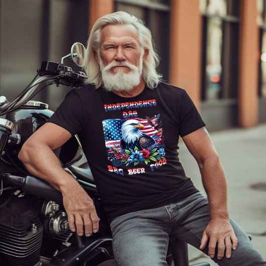 Majestic Eagle Vliegende Onafhankelijkheidsdag T-shirt