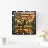 Majestic Elk Outdoors Tegen Een Patriottische Amer Vierkante Klok (Huis)