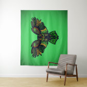 Majestic Emerald Owl Wandkleed (In situ)