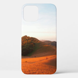 Majestic field in the sunlight. Dramatic & Pictu Case-Mate iPhone Case