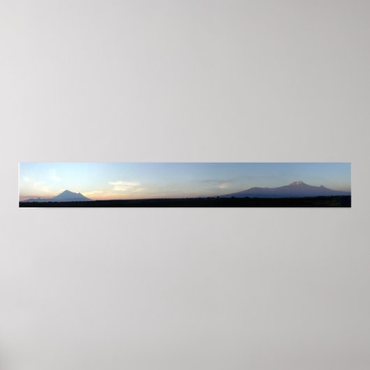 Majestic Mountains Poster (Voorkant)