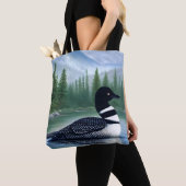 Majestic Northern Wilderness Loon Tote Bag (Dichtbij)