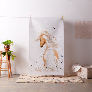 Majestic Palomino Paint van Bihrle Stof