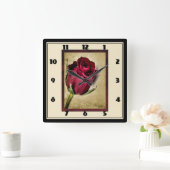 Majestic Red Roses on Brownish Background Vierkante Klok (Huis)