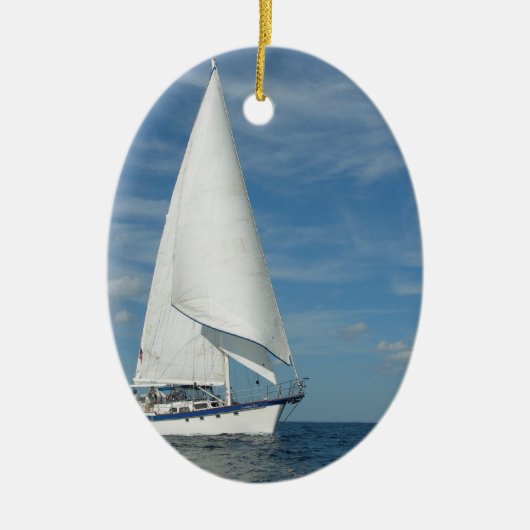 Majestic Sail Ornament (Voorkant)