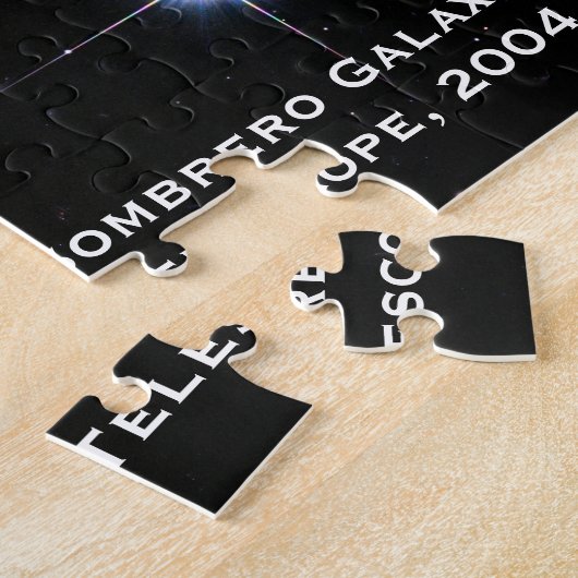 Majestic Sombrero Galaxy Hubble Telescope 2004 Legpuzzel (Zijkant)