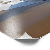 **"Majestic Stride: Trots bruin paard op het stran Foto Afdruk (Hoek)