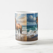 **"Majestic Stride: Trots bruin paard op het stran Koffiemok (Center)