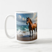 **"Majestic Stride: Trots bruin paard op het stran Koffiemok (Links)