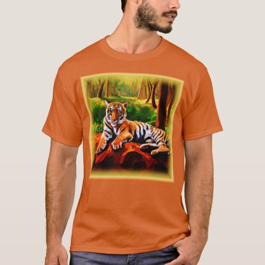 "Majestic Tiger Resting in the Wild". Bestel nu T-shirt (Voorkant)
