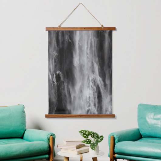 Majestic waterval Boka, Slovenië zwart-wit Hangend Wandkleed (Woonkamer)