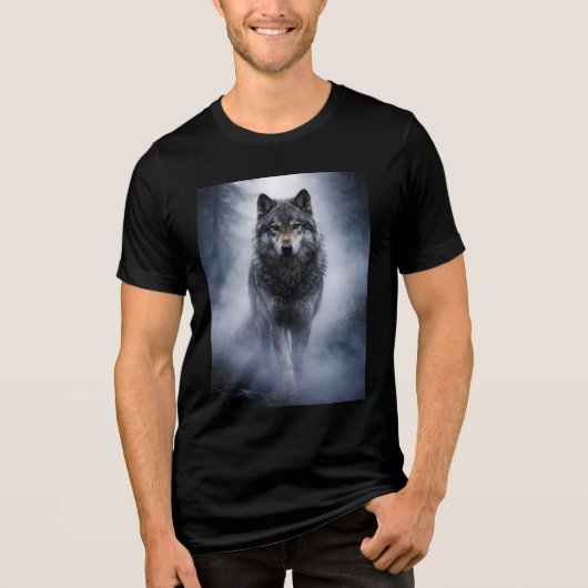 Majestic Wolf – Silent Presence in the Fog Shirt (Voorkant)