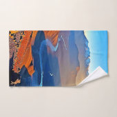 Majestueus Bergdal Stroomontwerp Bad Handdoek (Handdoek)