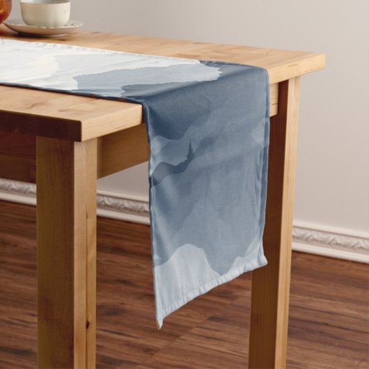 Majestueus berglandschap korte tafelloper (Voorbeeld)