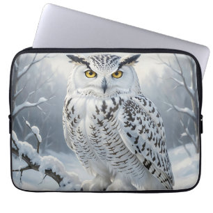Majestueus Sneeuwuil Wintertafereel Laptop Sleeve