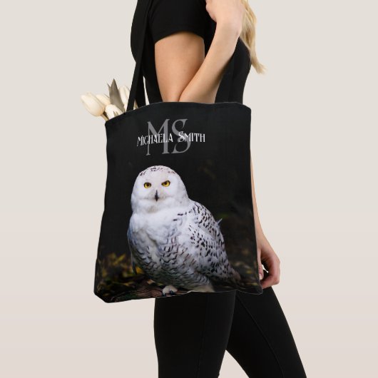 Majestueus winter sneeuwuil monogram met eigen naa tote bag (Dichtbij)
