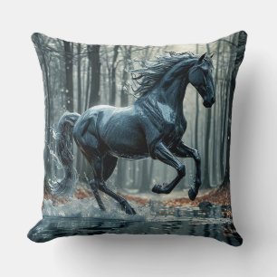 Majestueus zwart paard in weelderig ornament kussen