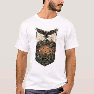 Majestueuze Adelaar Boven Bergen bij Zonsopgang T-shirt