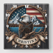 Majestueuze adelaar met uitzicht op bergachtig lan vierkante klok (Voorkant)