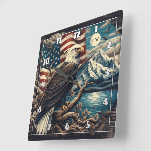 Majestueuze adelaar neergestreken in de buurt van  vierkante klok (Hoek)