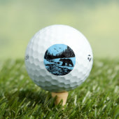 Majestueuze beer bij de vijver golfballen (Insitu Shirt)