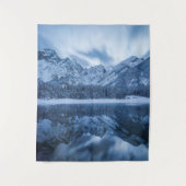 Majestueuze berg Mangart reflectie Fusine meer Wandkleed (Voorkant)