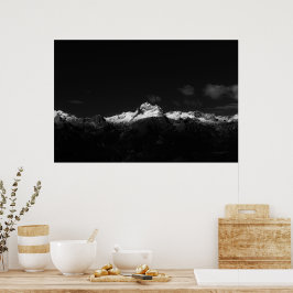 Majestueuze berg Triglav in zwart en wit Poster