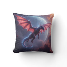 Majestueuze Bewaker: Nebula Draak Kussen